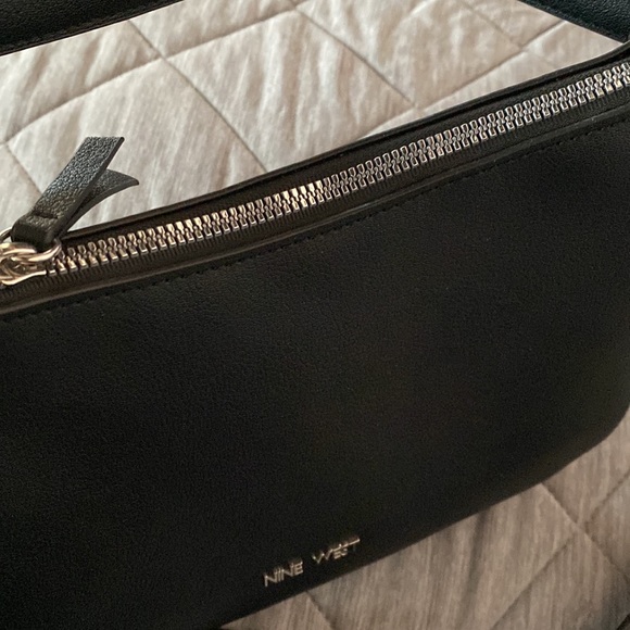 Nine West Rhea Crossbody Black Bag - Picture 2 of 4